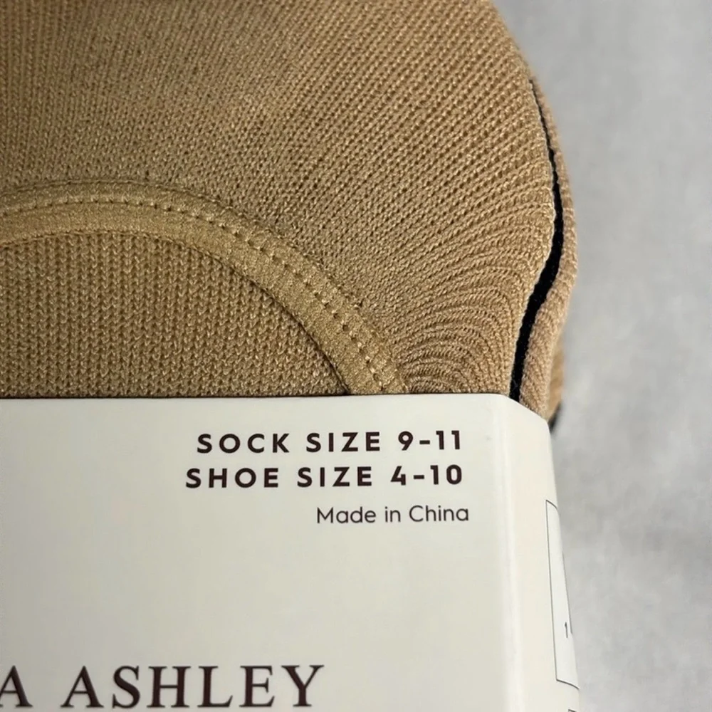 New Laura Ashley Socks Women’s 10 Pair Tan & Black Casual Microfiber Liner Socks - Picture 8 of 14